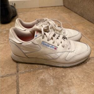 Reebok women’s Cream and Gray Sneakers